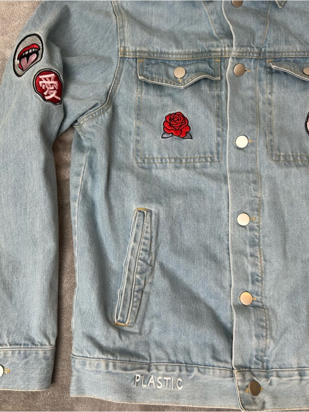 Ink Tee Jean Jacket Custom Embroidered Patchwork Color Blue Denim Women’s Size 4 - Picture 3 of 16